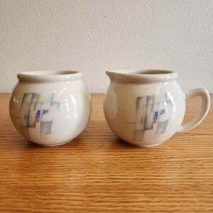 Modern Cream and Sugar Set